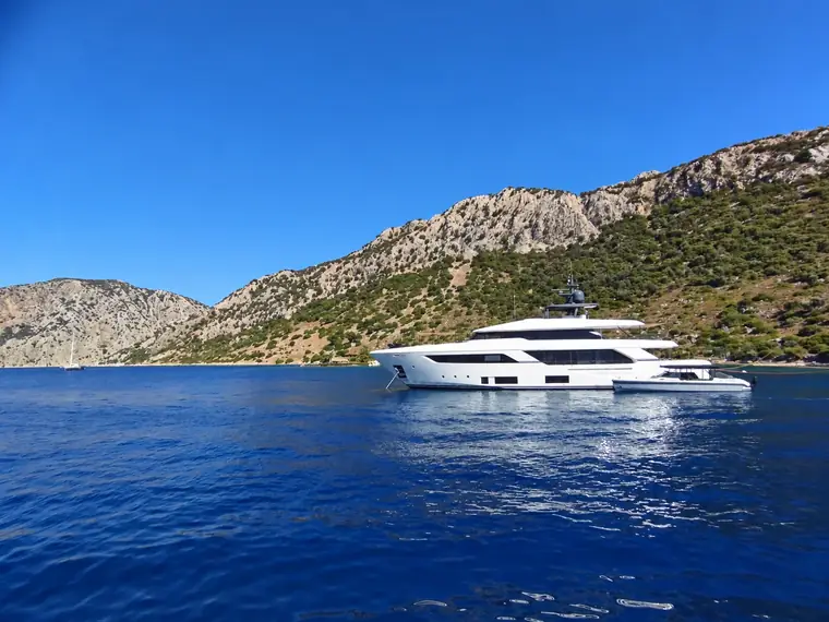 Privacy-edited yachting perspective 8